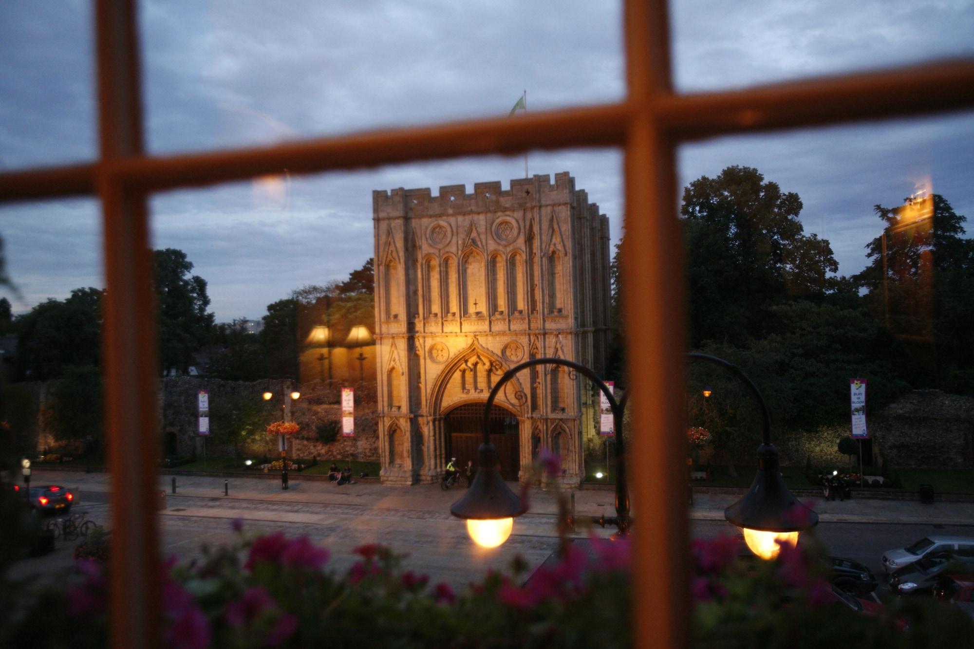 Angel Hotel Bury St. Edmunds Kültér fotó