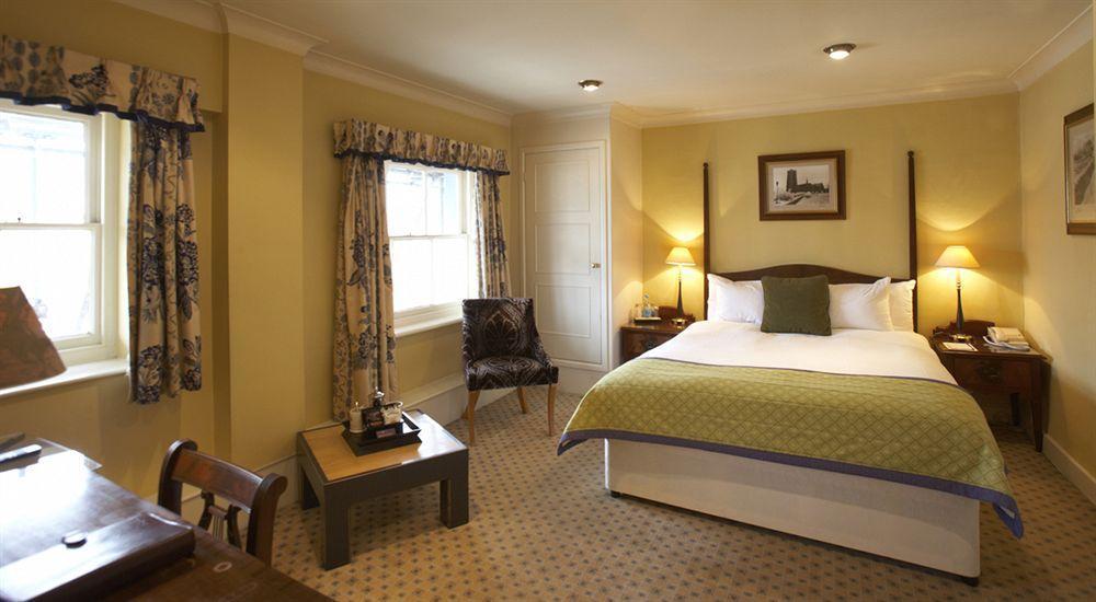 Angel Hotel Bury St. Edmunds Kültér fotó